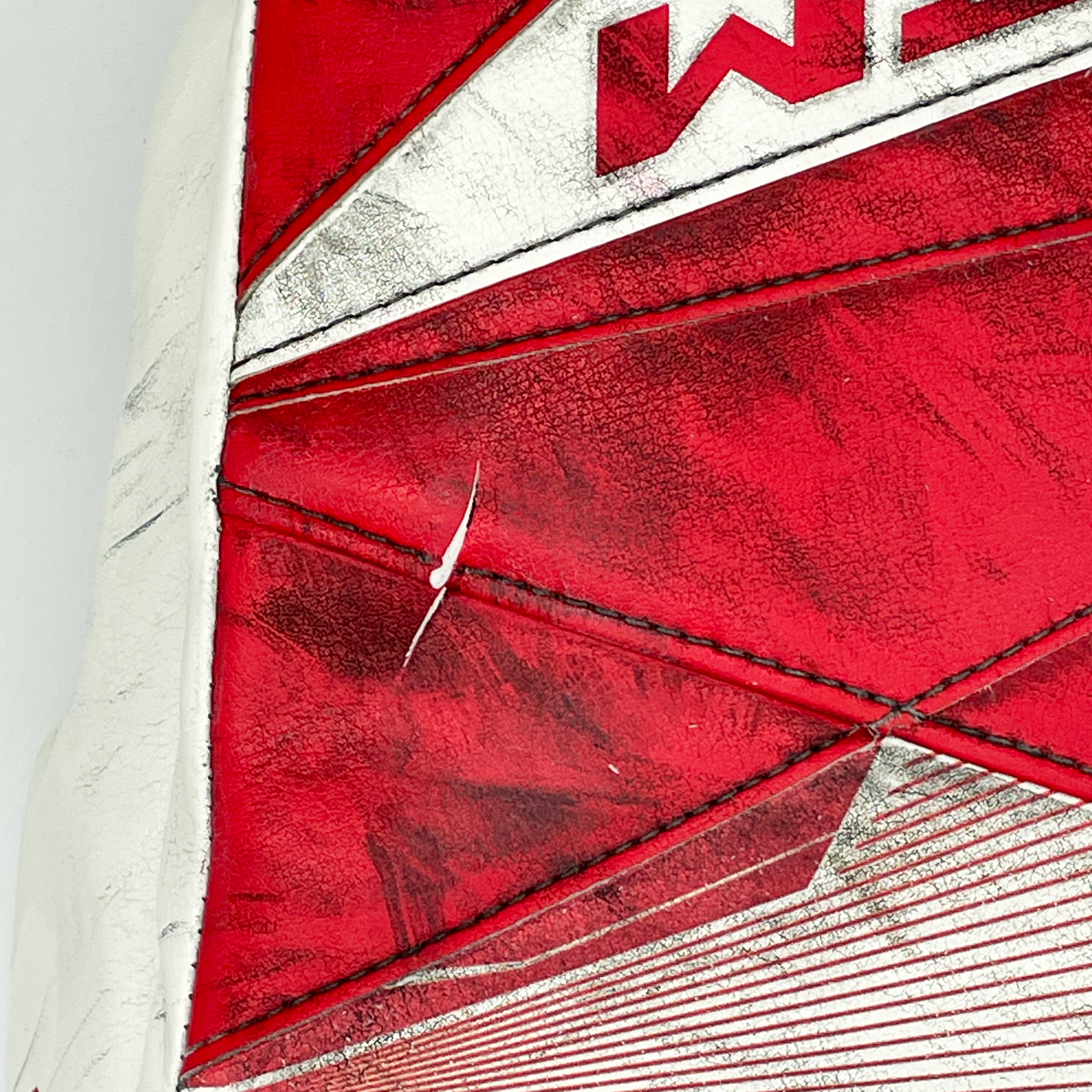 CCM Axis 2 - Bloqueur de gardien de but Pro Stock d'occasion (rouge/blanc)